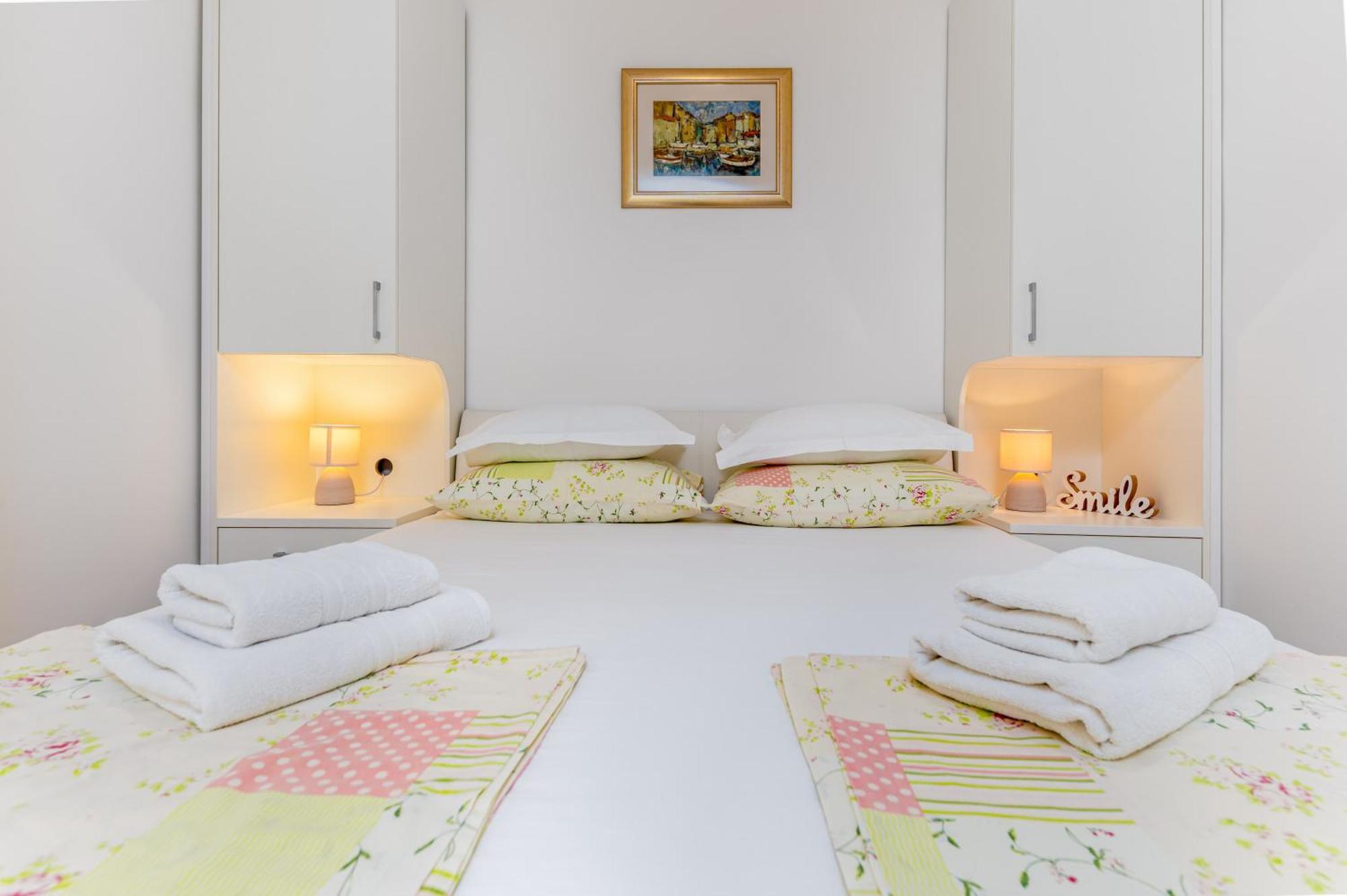 Apartments Gisela Makarska Rum bild