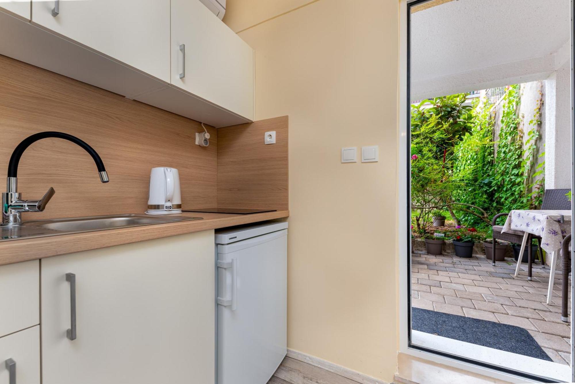 Apartments Gisela Makarska Rum bild