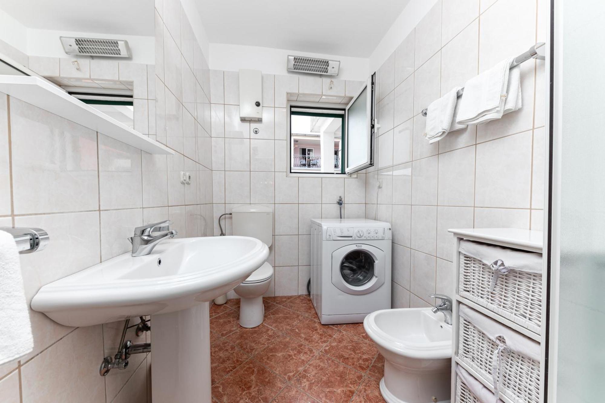 Apartments Gisela Makarska Rum bild