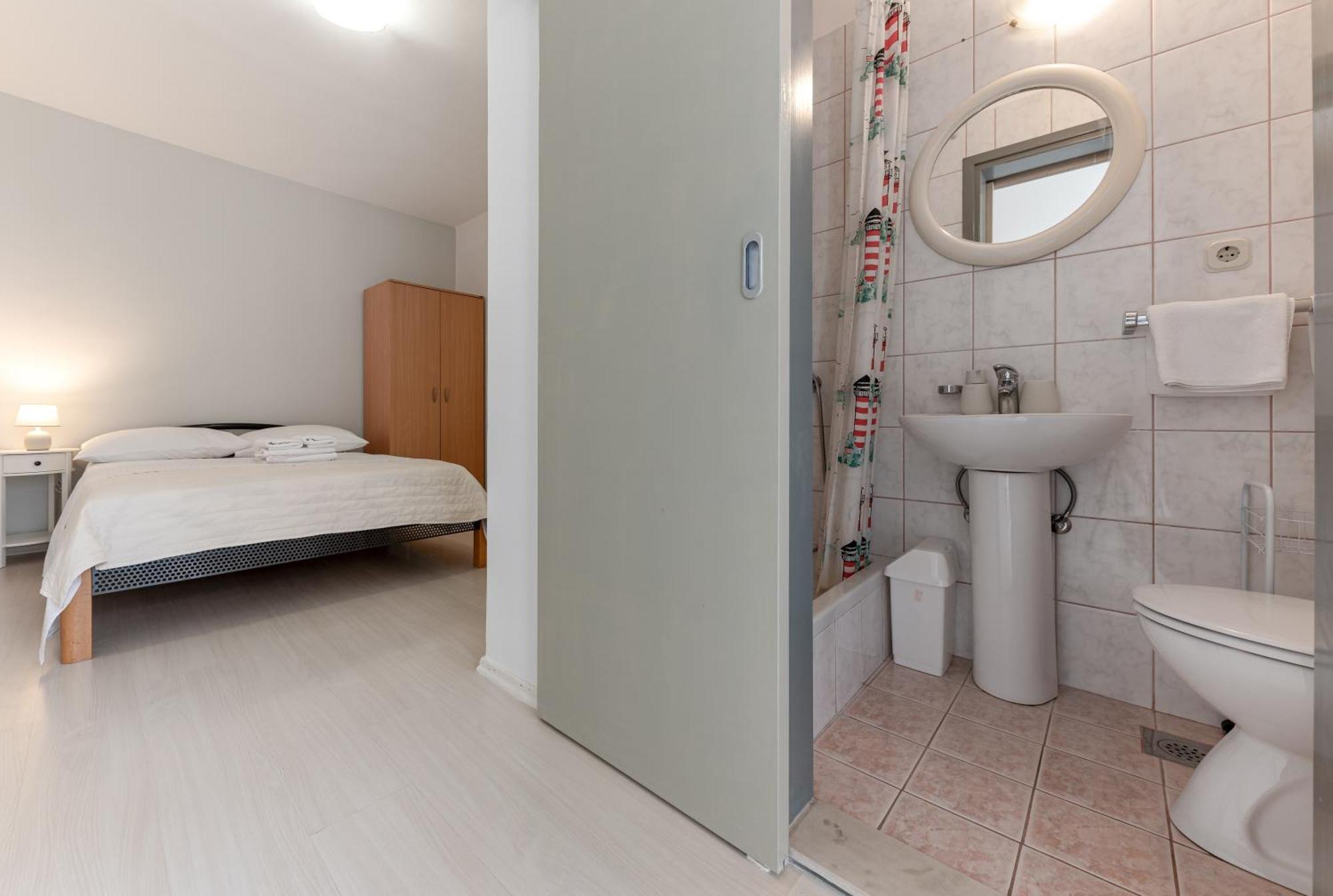 Apartments Gisela Makarska Rum bild
