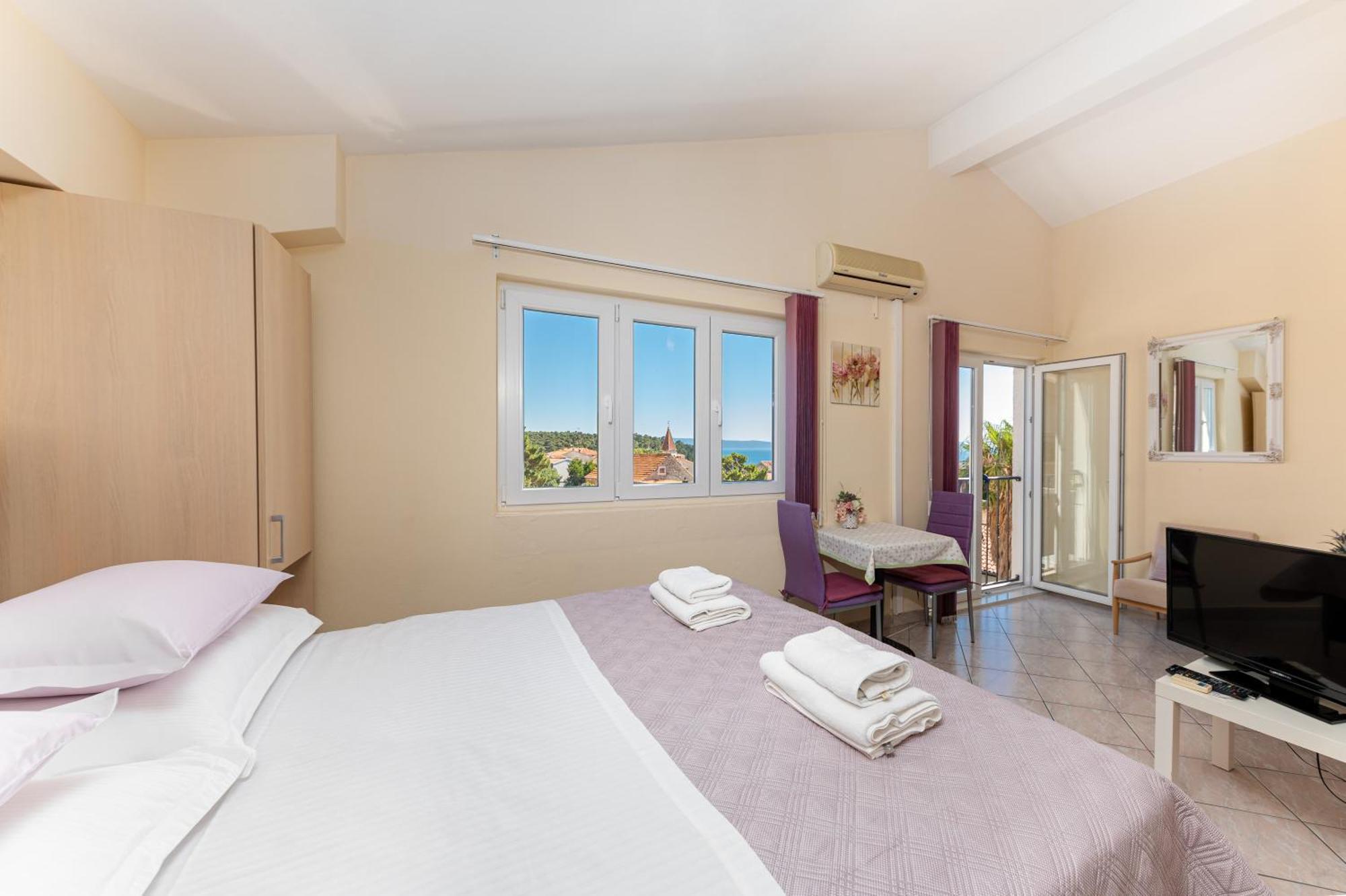 Apartments Gisela Makarska Rum bild