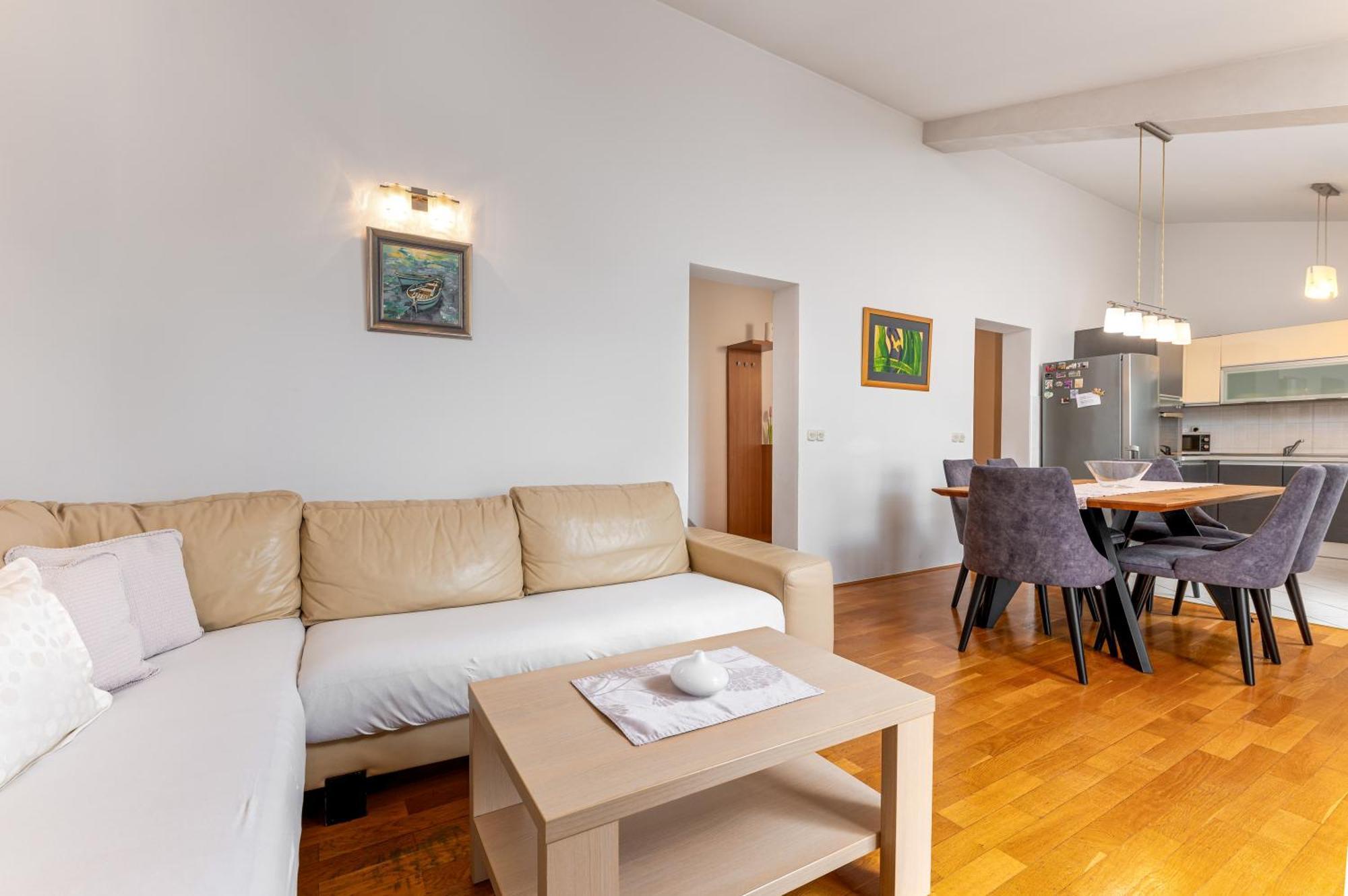 Apartments Gisela Makarska Exteriör bild